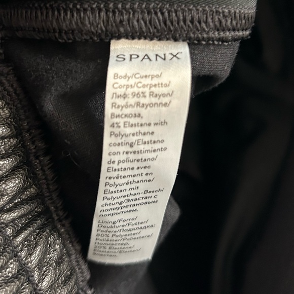 Spanx Faux Leather Jogger Pants Black High Rise Elastic Waist Women’s Sz Medium - Picture 4 of 7